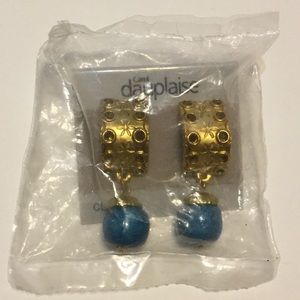 Vtg Carol Dauplaise Gold Tone Clip On Earrings NIP